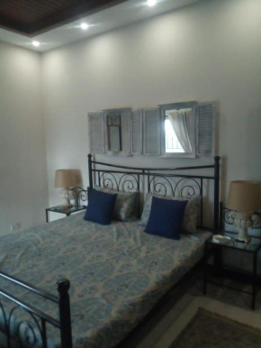 Queen Bedroom